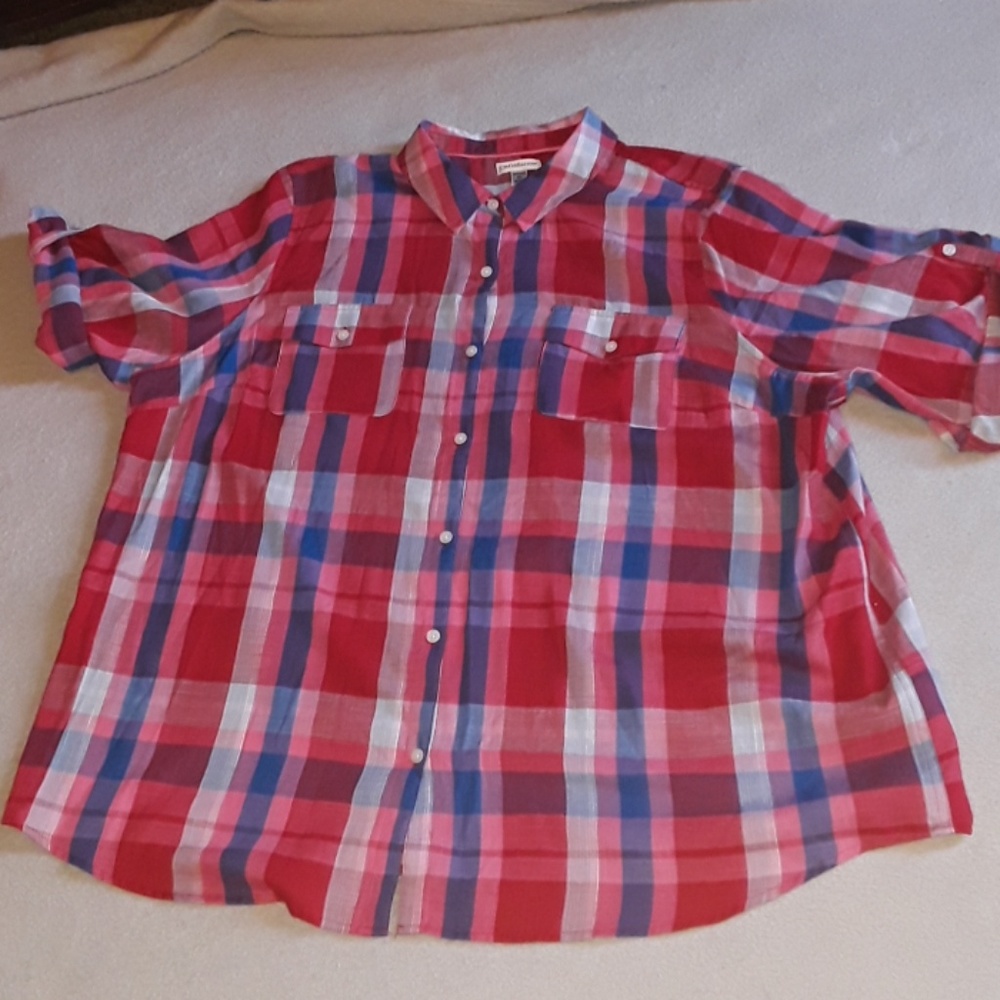 Button up short sleeve blouse